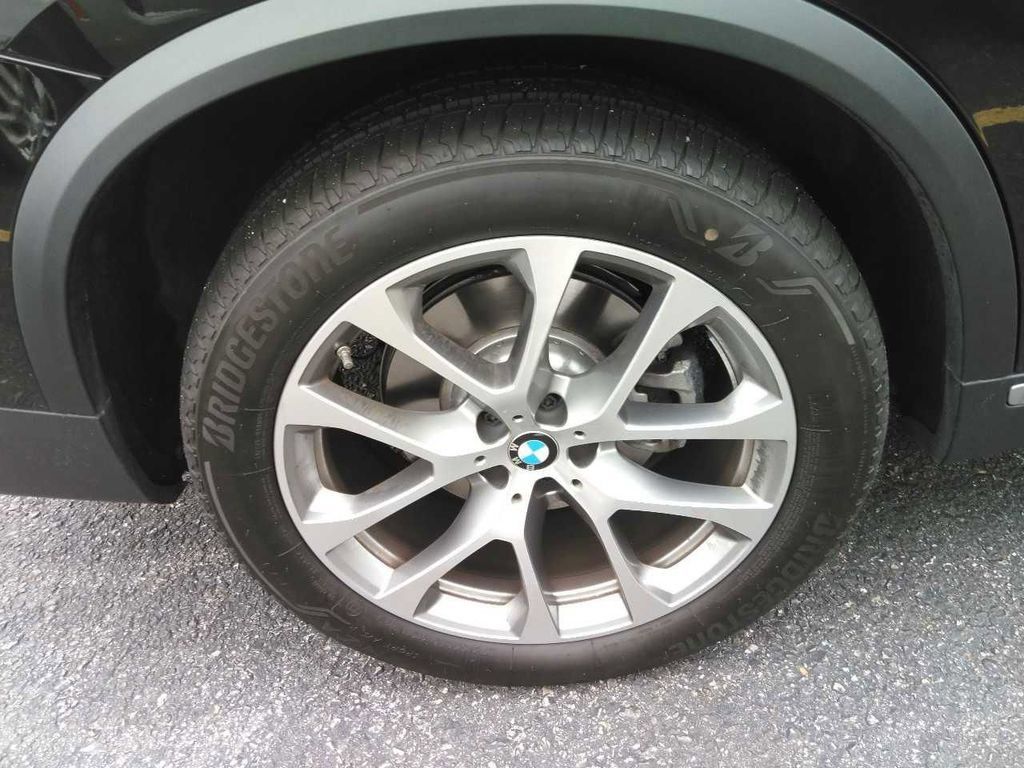 Used 2026 BMW X5 xDrive40i w/ Climate Comfort Package AWD/4WD image 17