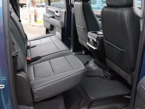 Used 2025 GMC Sierra 3500 Denali w/ Denali Reserve Package image 16