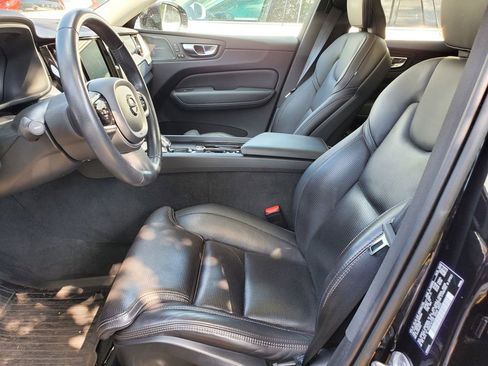 Certified 2022 Volvo XC60 B6 Inscription w/ Protection Package Premier image 15