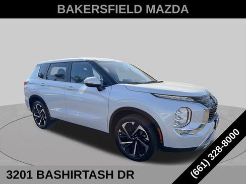 Used 2024 Mitsubishi Outlander SE AWD/4WD image 7