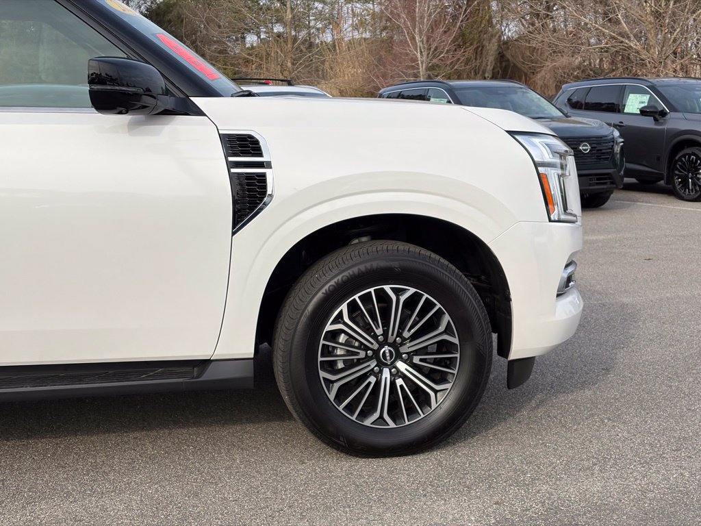 Used 2025 Nissan Armada Platinum AWD/4WD image 9