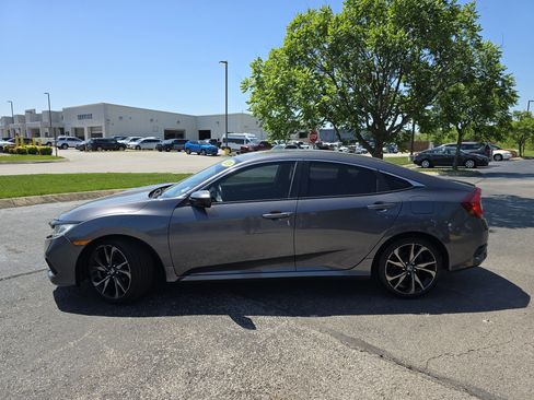 Used 2019 Honda Civic Sport image 16
