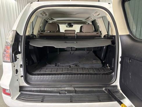 Used 2021 Lexus GX 460 Luxury image 13