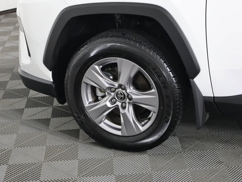 Used 2025 Toyota RAV4 XLE image 54