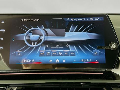 New 2026 BMW X1 xDrive28i w/ Convenience Package AWD/4WD image 16