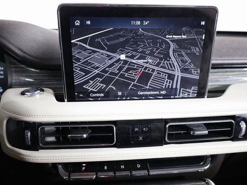 Used 2020 Lincoln Aviator Black Label w/ Dynamic Handling Package image 16