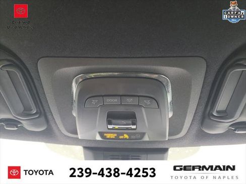 Certified 2025 Toyota Corolla SE image 33