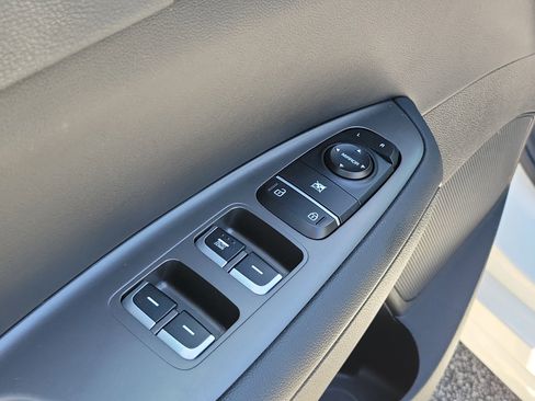 Used 2019 Kia Optima LX FWD image 15