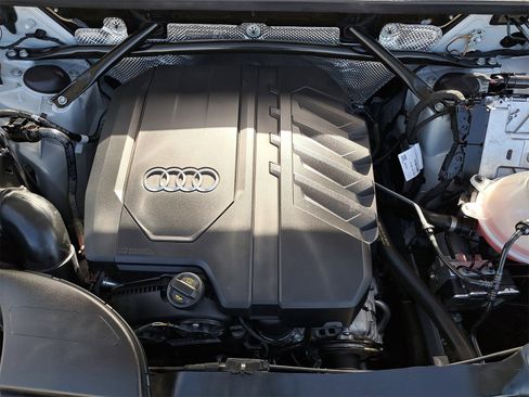 Used 2023 Audi Q5 2.0T Premium w/ Convenience Package image 34