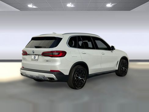 Used 2019 BMW X5 xDrive50i w/ Executive Package image 8