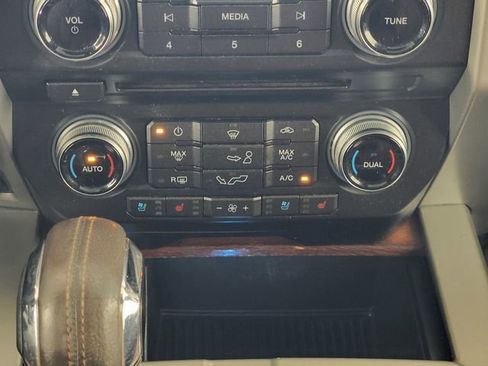 Used 2018 Ford F150 King Ranch w/ Equipment Group 601A Luxury AWD/4WD image 22