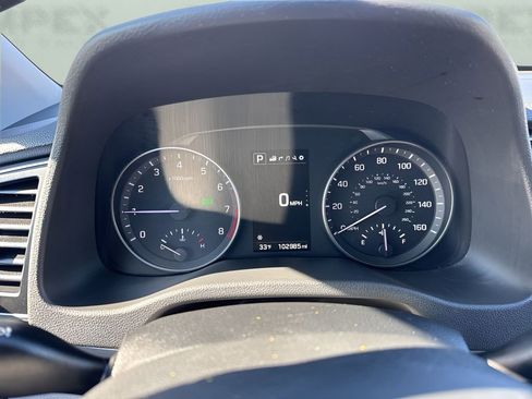 Used 2017 Hyundai Elantra Limited w/ Limited Tech Package 04 image 24