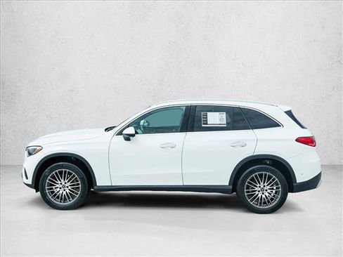 Used 2023 Mercedes-Benz GLC 300 4MATIC image 8