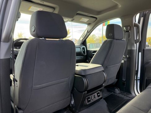 Used 2023 GMC Sierra 2500 SLE w/ SLE Value Package; image 18
