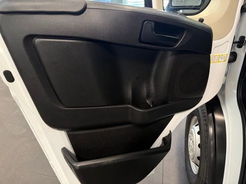 Used 2021 RAM ProMaster 1500 w/ Premium Appearance Group FWD image 25