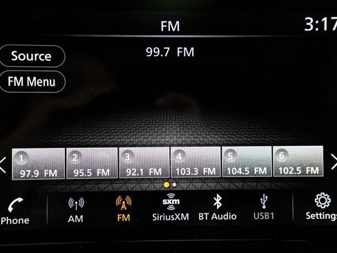 Used 2025 Nissan Pathfinder Platinum AWD/4WD image 33