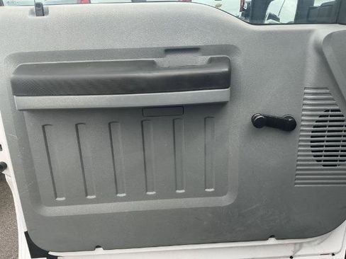 Used 2013 Ford F250 XL w/ Skid Plate Pkg AWD/4WD image 11