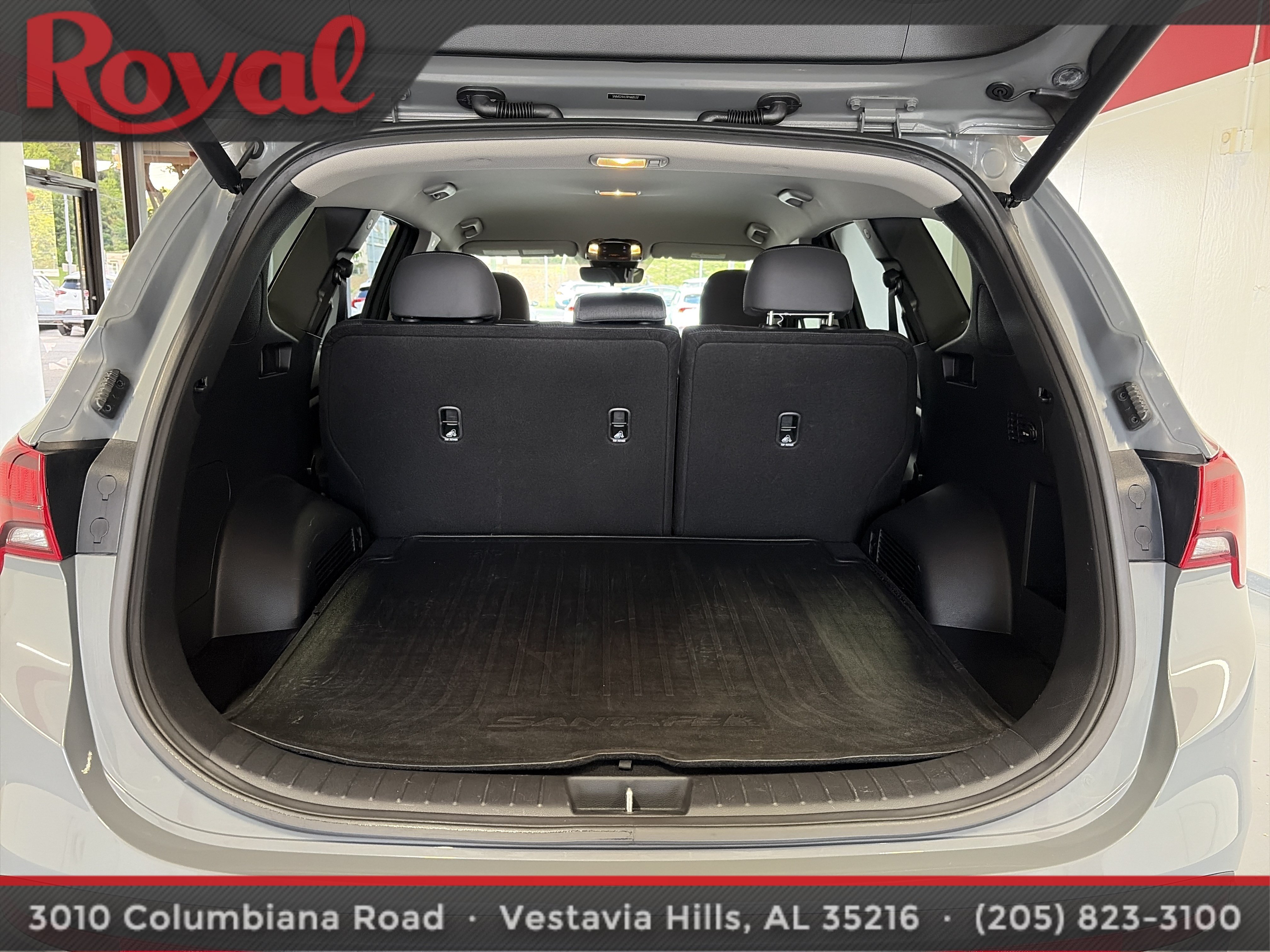 Used 2023 Hyundai Santa Fe SEL FWD image 4