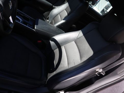 Used 2018 Honda Accord Sport image 19