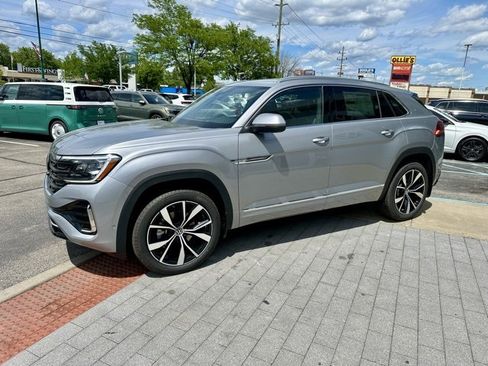 New 2025 Volkswagen Atlas Cross Sport SEL Premium R-Line image 3