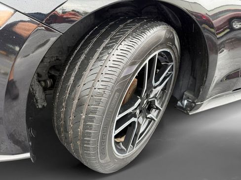 Used 2020 Ford Mustang Premium RWD image 9