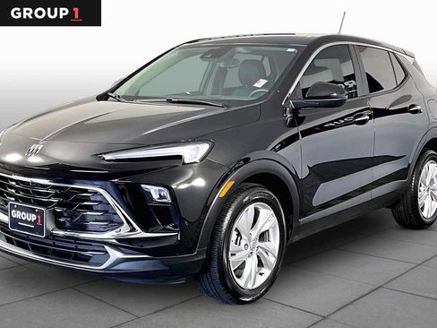 Used 2025 Buick Encore GX Preferred w/ Comfort Package FWD image 1