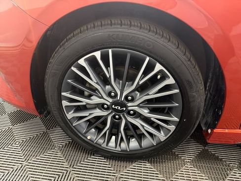 Certified 2023 Kia Forte GT-Line FWD image 29