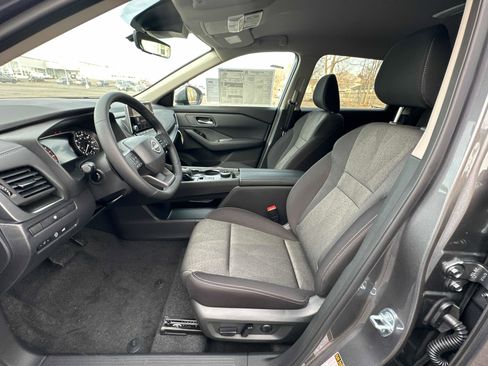 New 2026 Nissan Rogue SV AWD/4WD image 24