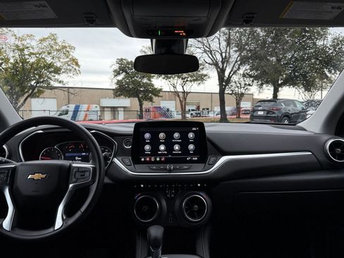 Used 2025 Chevrolet Blazer LT image 33