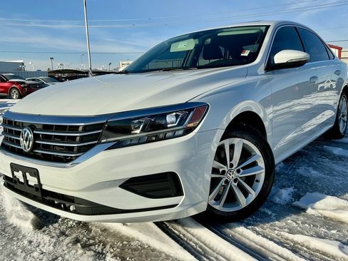 Used 2020 Volkswagen Passat 2.0T SE w/ Sunroof Package image 3