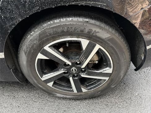 Used 2024 Nissan Sentra SV image 15