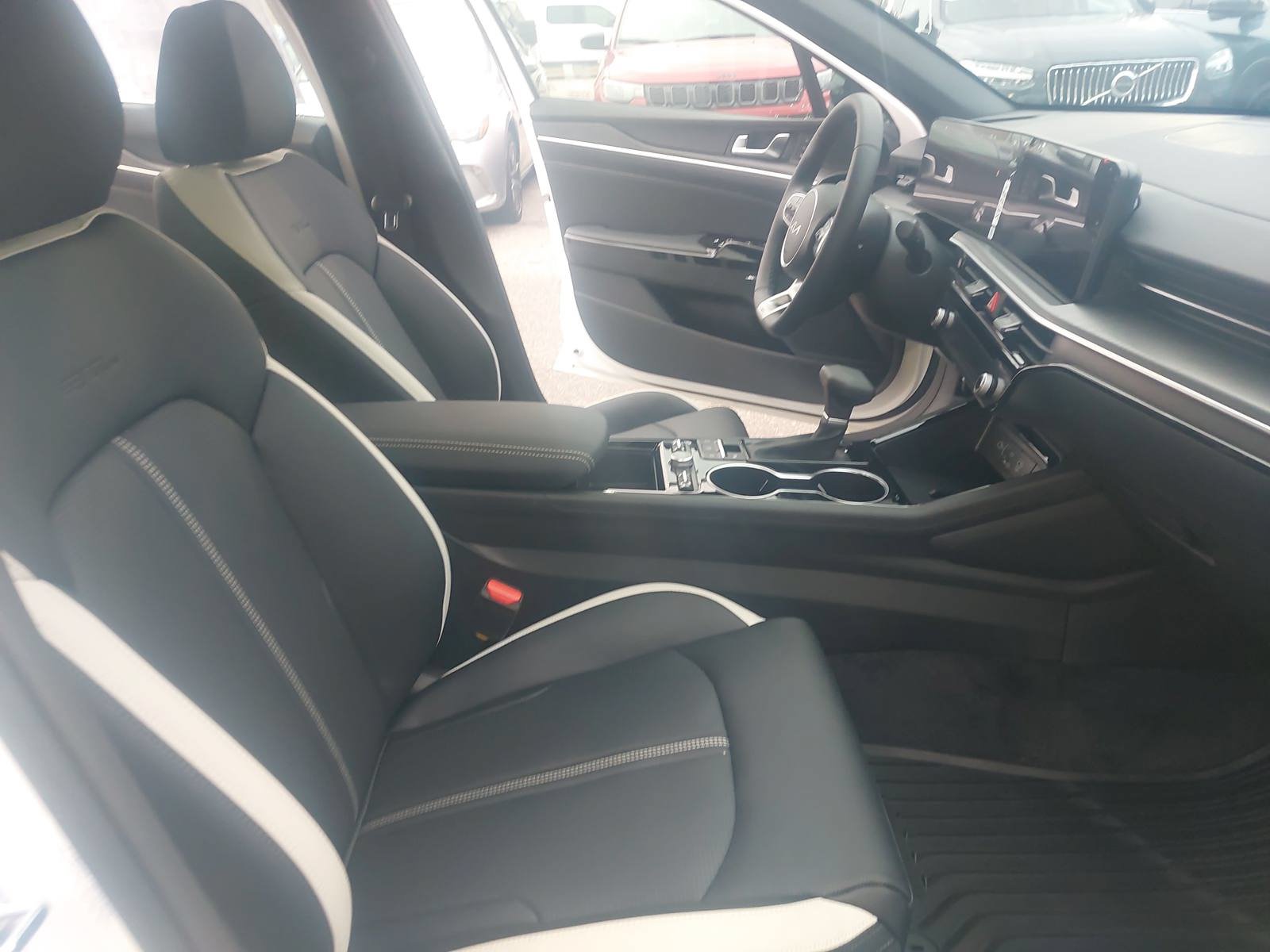 New 2027 Kia K5 GT-Line w/ GT-Line Premium Package FWD image 10
