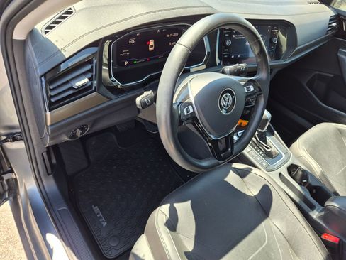 Used 2019 Volkswagen Jetta SEL Premium FWD image 14