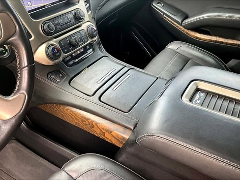 Used 2019 GMC Yukon Denali w/ Denali Ultimate Package RWD image 17