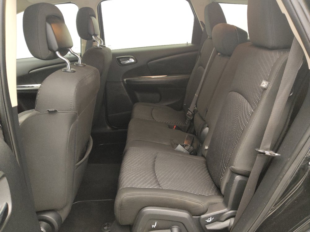 Used 2018 Dodge Journey SE w/ Popular Equipment Group FWD image 18