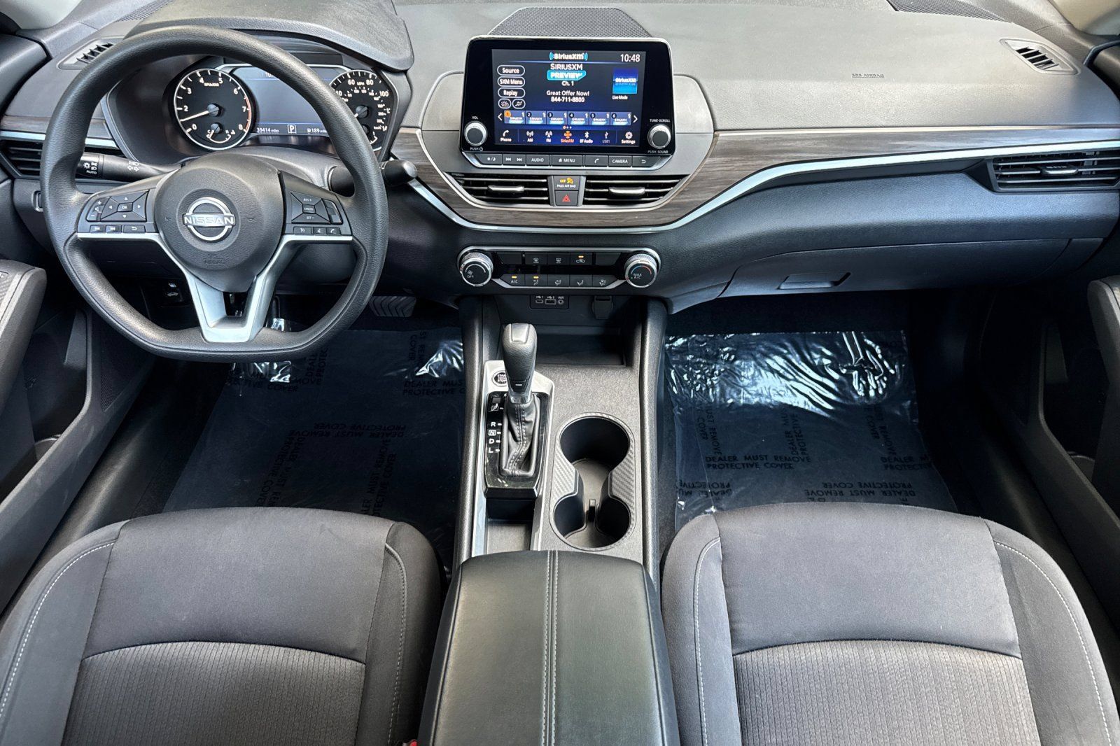 Used 2025 Nissan Altima 2.5 SV FWD image 14