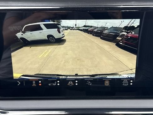 New 2026 GMC Sierra 1500 AT4X w/ LPO, Black Badging Package AWD/4WD image 9