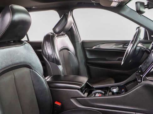 Used 2022 Jeep Grand Cherokee Altitude image 27