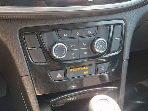 Used 2019 Buick Encore Preferred FWD image 17