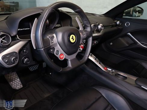 Used 2016 Ferrari F12 Berlinetta image 26
