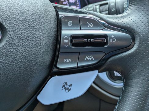 Certified 2022 Hyundai Veloster N FWD image 23