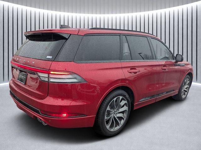 New 2025 Lincoln Aviator 2WD w/ Jet Appearance Package image 3