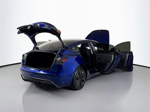 Used 2024 Tesla Model 3 Long Range RWD image 32