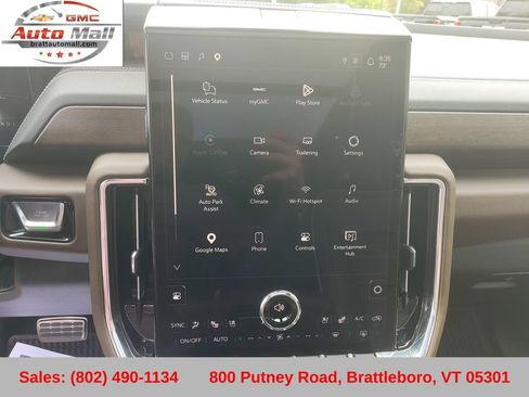 Used 2025 GMC Yukon XL Denali Ultimate AWD/4WD image 20