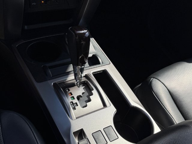 Used 2023 Toyota 4Runner Limited AWD/4WD image 19