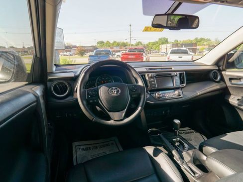 Used 2013 Toyota RAV4 Limited FWD image 13
