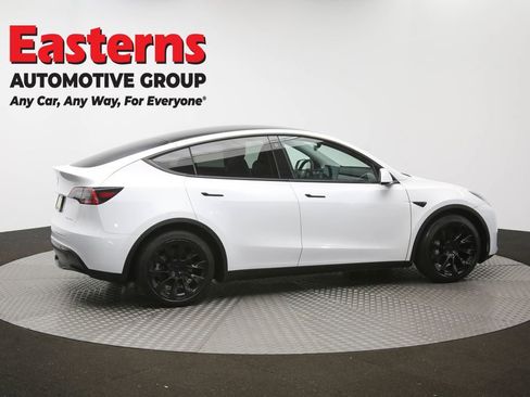 Used 2021 Tesla Model Y Long Range AWD/4WD image 38
