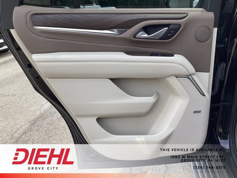 Certified 2022 GMC Yukon Denali w/ Denali Premium Package AWD/4WD image 20
