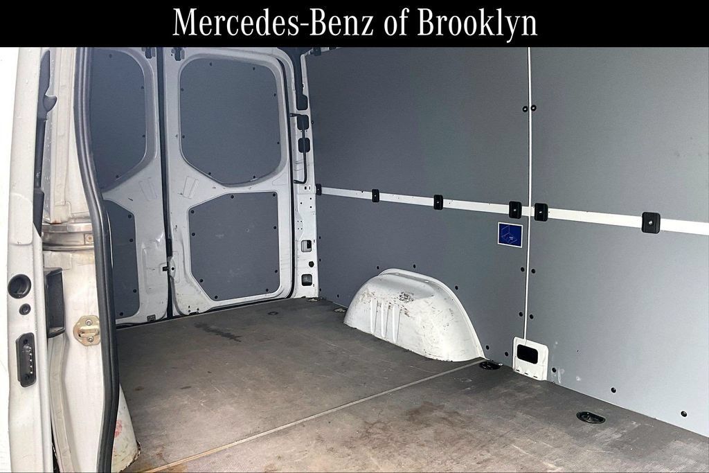 Used 2019 Mercedes-Benz Sprinter 144 image 28
