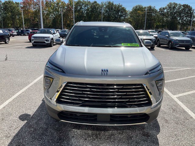 Used 2026 Buick Enclave Preferred FWD image 2